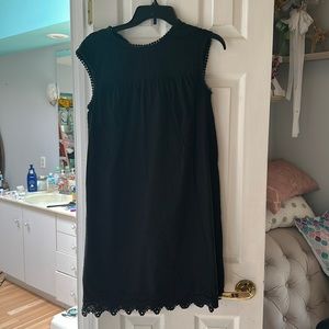Who what wear crochet trim black dress. Size xs